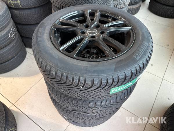 Dæk med fælg Pirelli - AMG 215/60R17 - 4 styks/1 sæt