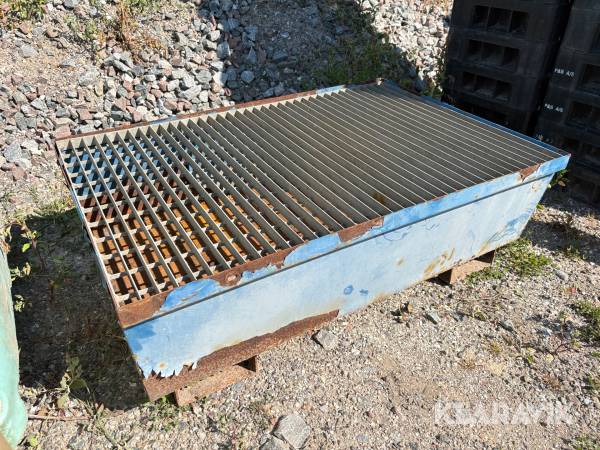 Spildbakke/opsamlingskar med stålrist