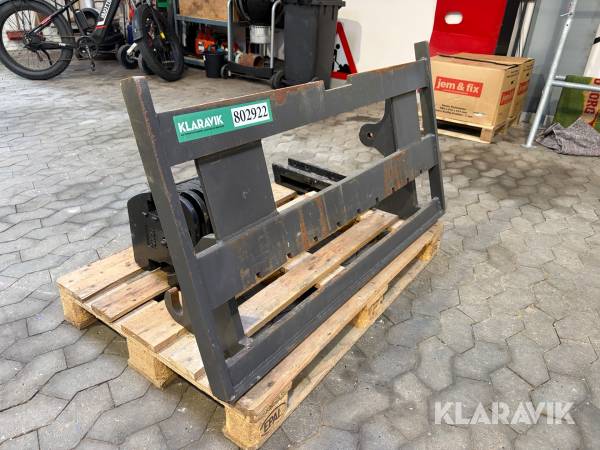 Pallegafler  og 144 kg kontravægt