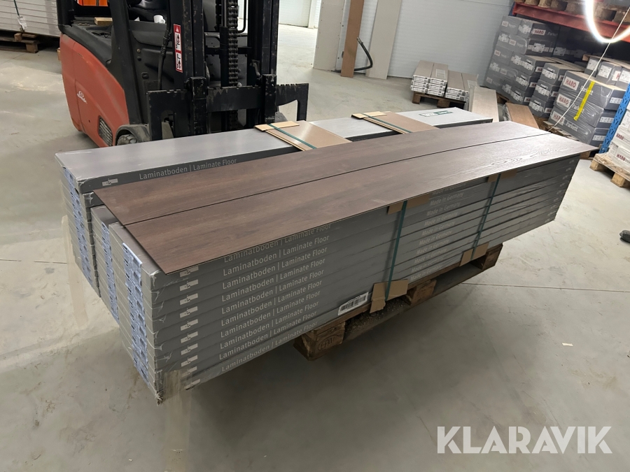 Laminat gulv HARO Tritty 200 Aqua / Oak eleganza nutmeg 77 m2