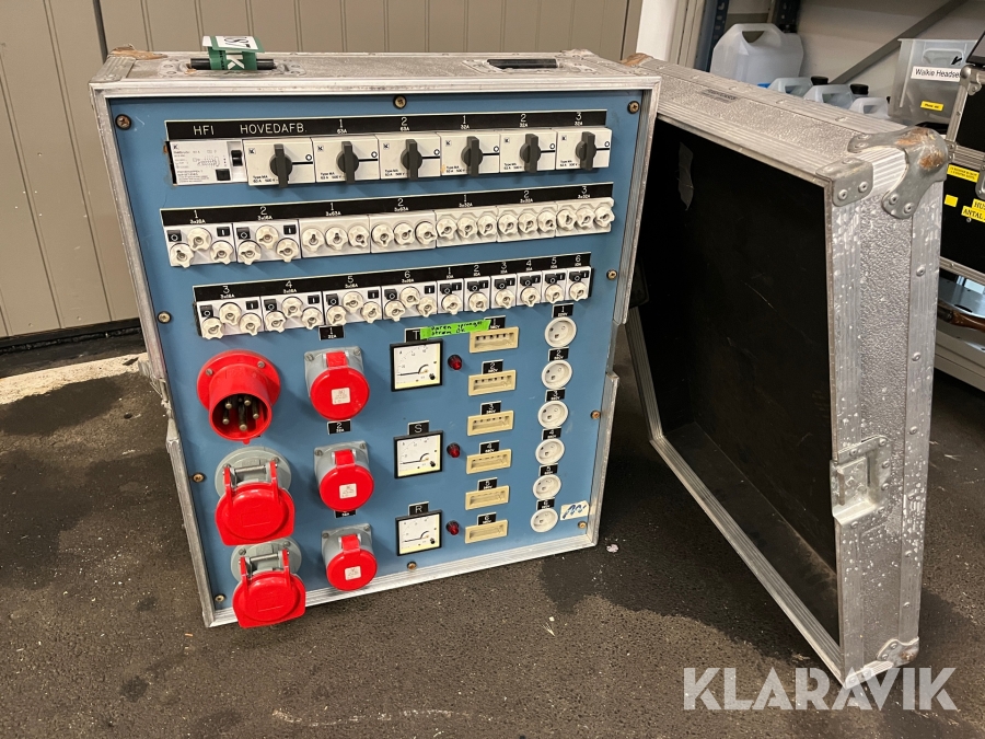 Strømtavle bygget i Flightcase