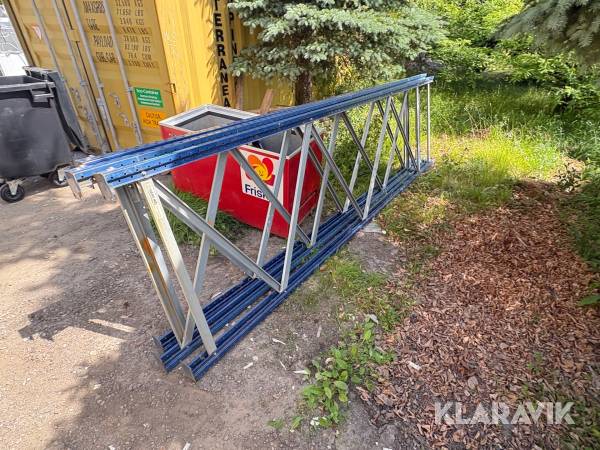 Pallereol 3 gavle - 2 vanger