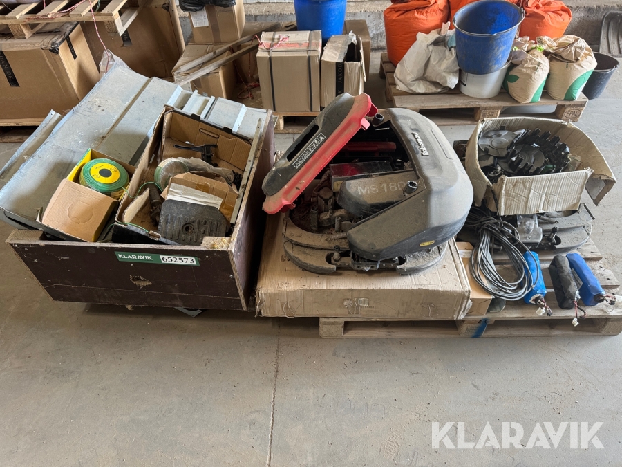 Diverse tilbehør til havemaskiner LOT