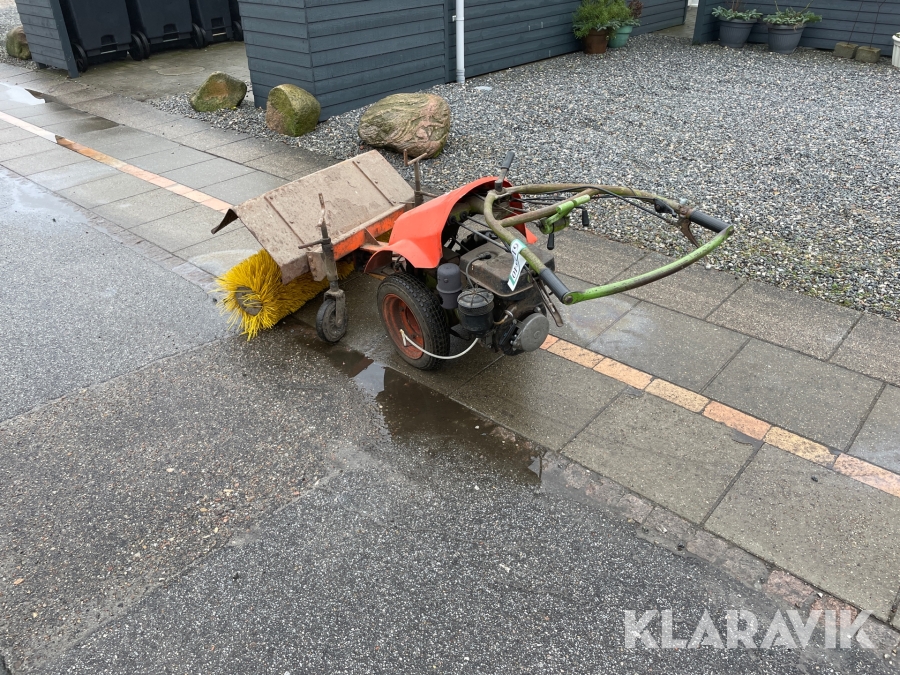 Redskabsbærer Agria, Haderslev, Klaravik auktioner