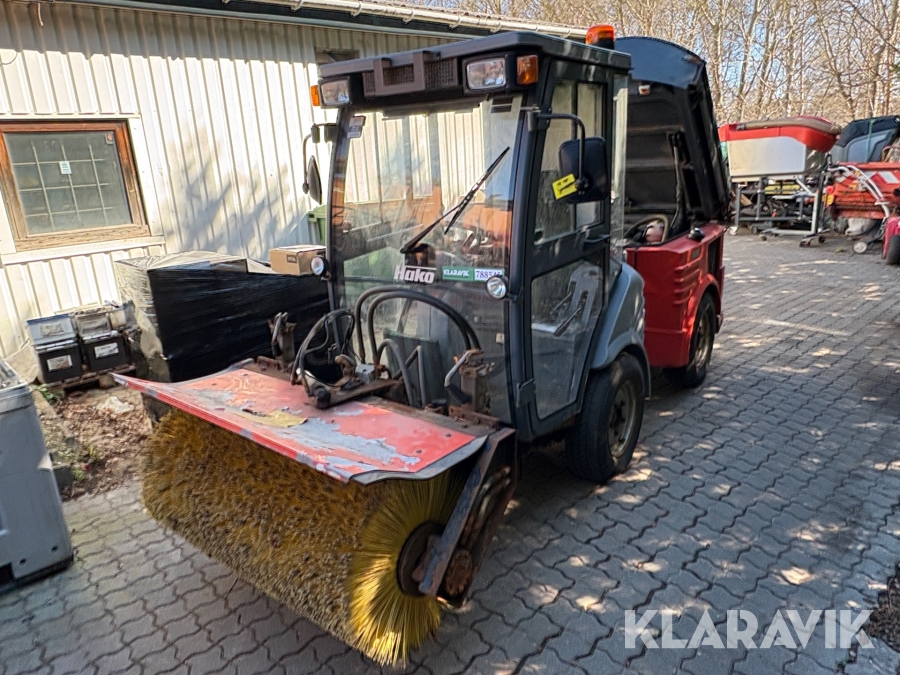 Redskabsbærer Hako Citymaster 1200 med fejesug