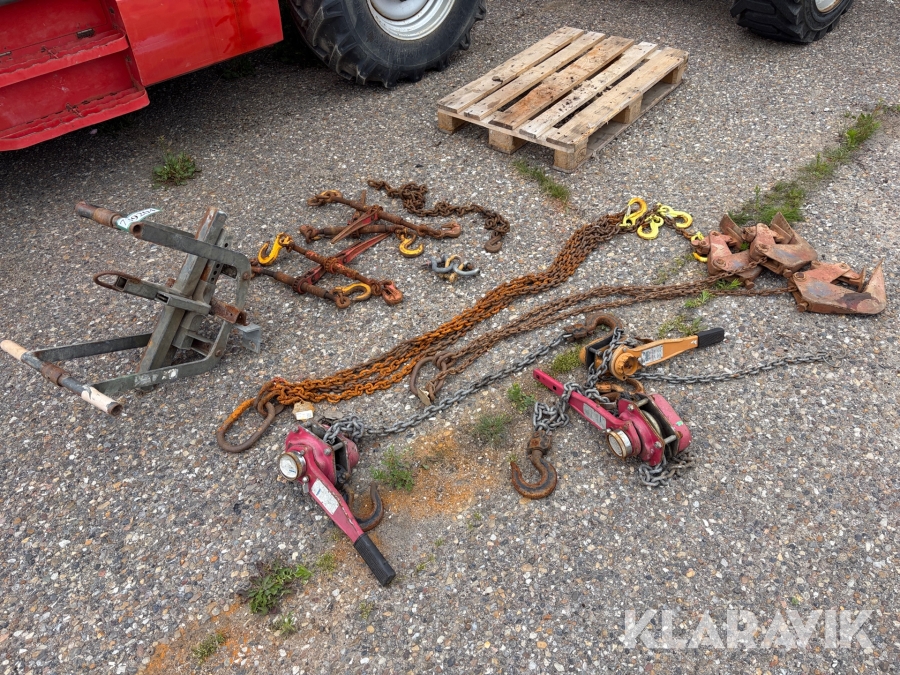 Lot - flisetang, kædeslæng, kædejæggerter og brøndringsløfter - 1 palle