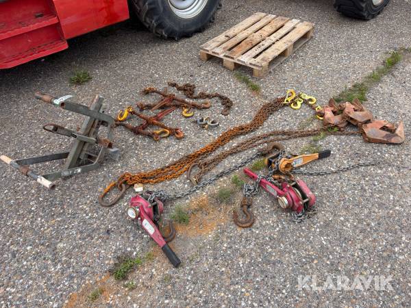 Lot - flisetang, kædeslæng, kædejæggerter og brøndringsløfter - 1 palle