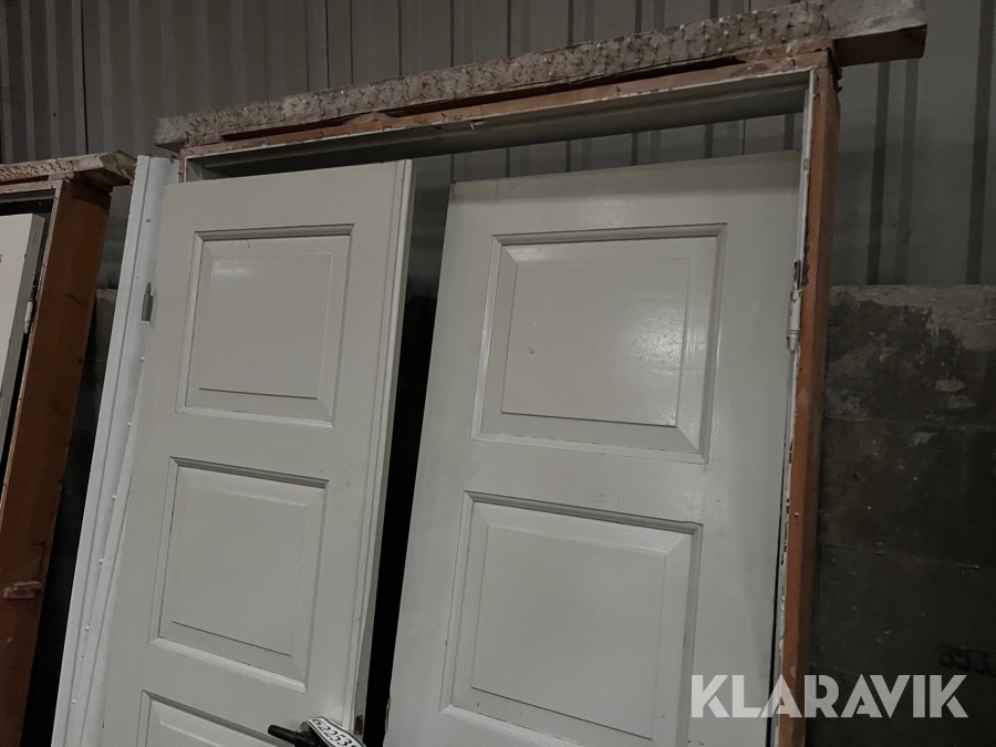 Døre 1 styk doppelt dør 1 styk almindelig dør