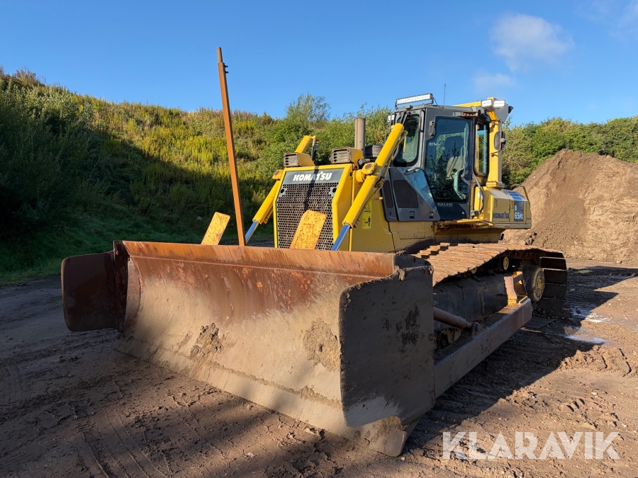 Larvebånddozer Komatsu D65PX-15