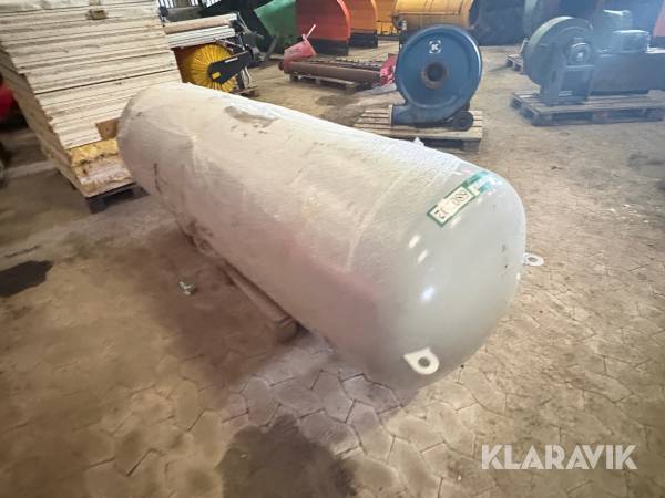 Tank, Næstved, Klaravik auktioner