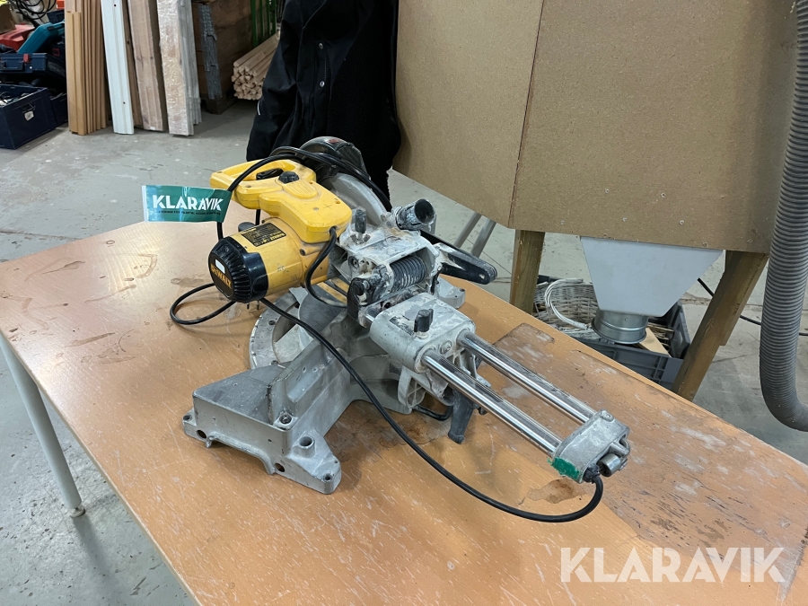 Sav DeWalt DW712-qs
