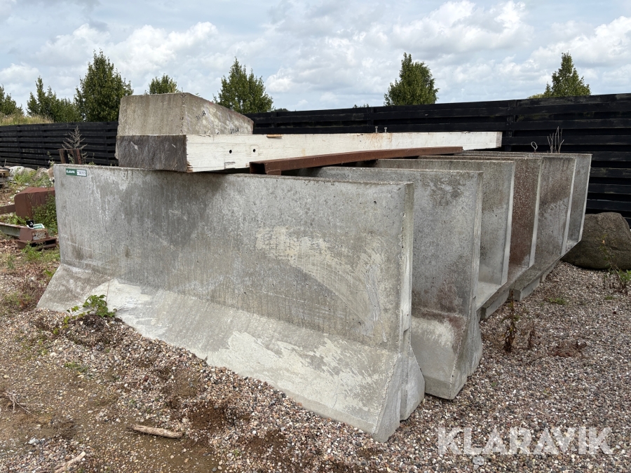 Beton barriere og klodser