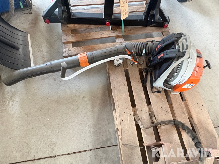 Løvblæser rygbåren Stihl BR450