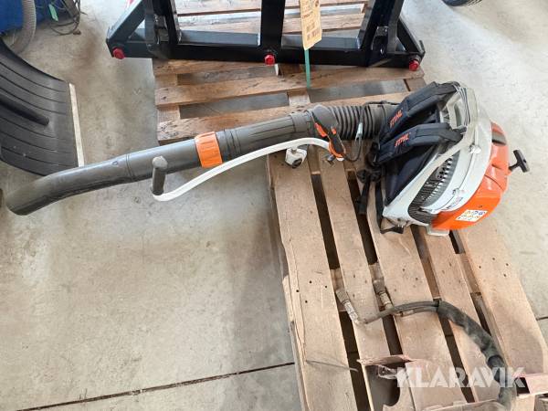 Løvblæser rygbåren Stihl BR450