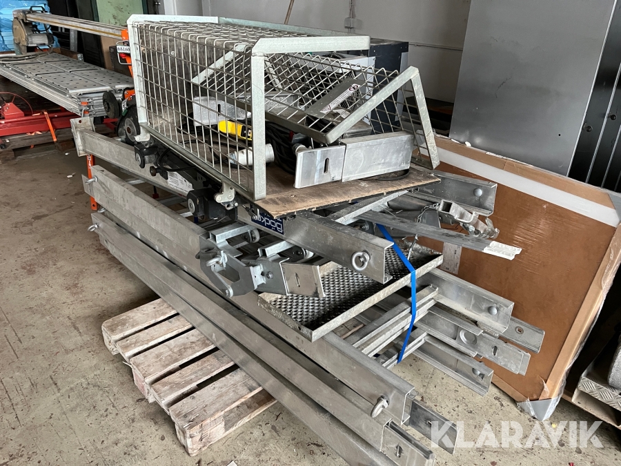 Minilift materialelift Böcker