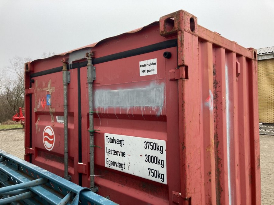 Container Karnes Container