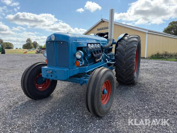Traktor Fordson Major Showpuller V8 Turbo