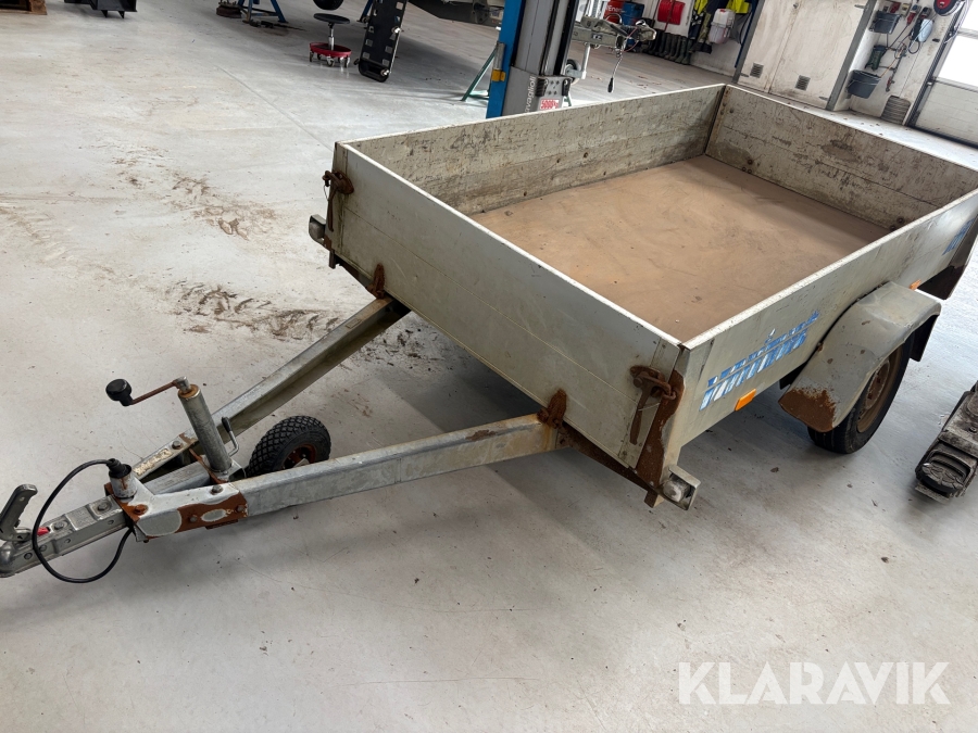 Trailer Variant 0755