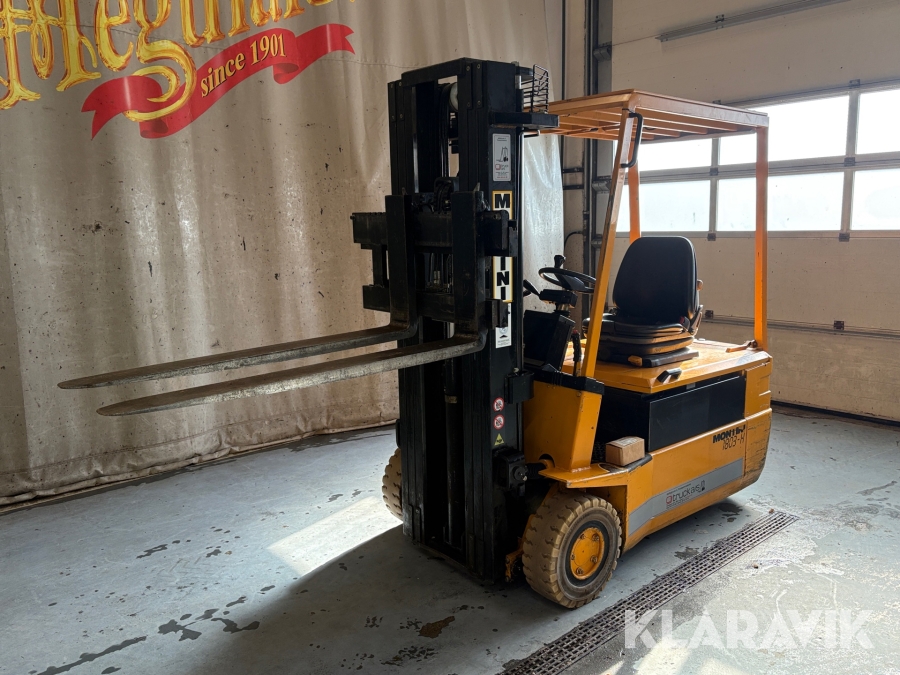 Truck Montini 1803-H-CE