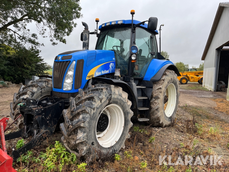 Traktor New Holland T8050 4wd Class5 variant: 	4wd A5 Susp. 600/70r
