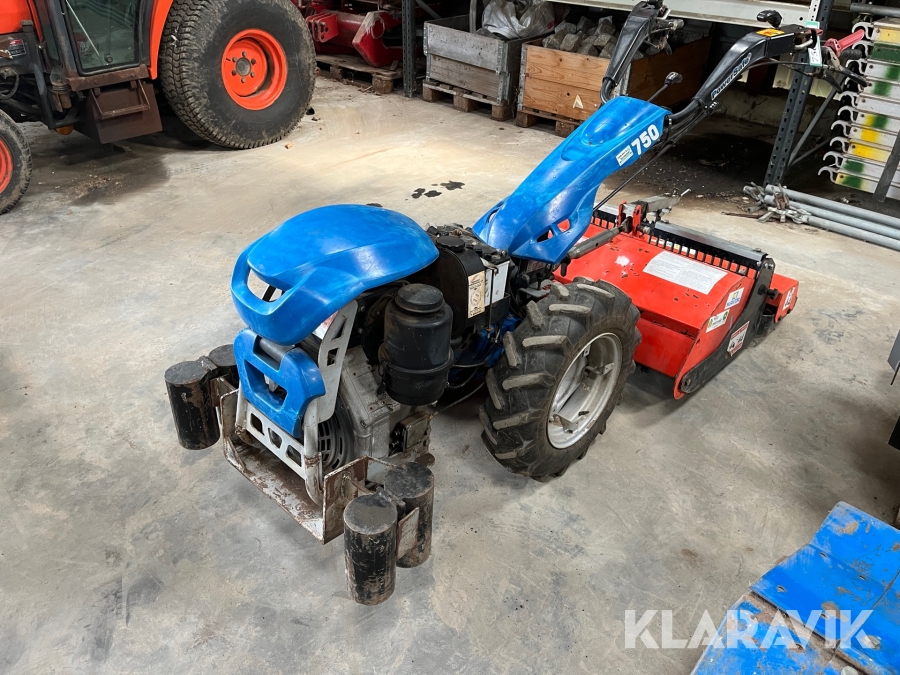 Redskabsbærer BCS MC 750 PS 9 kW med diverse redskaber