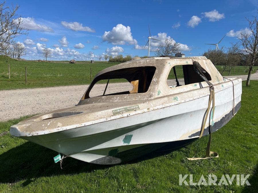 Glasfiberskrog 535 cm