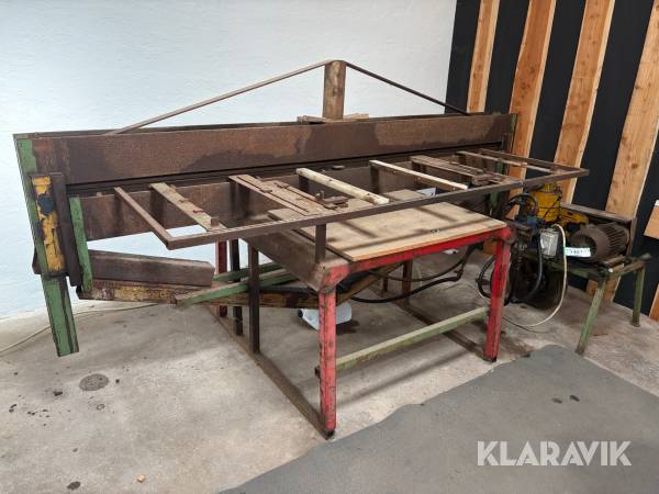 Pladepresser - specialbygget