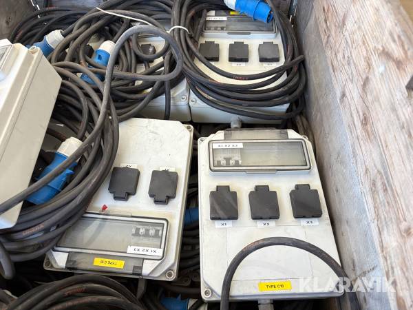 Standtavle CEE16-1P-13A 5styk 1P luset til 3 udtag