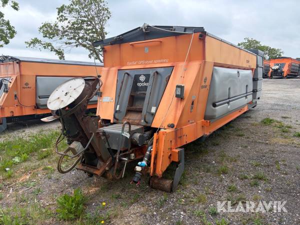 Saltspreder Epoke SH3800 med 2500l tank med gps styrer spedning og skærm
