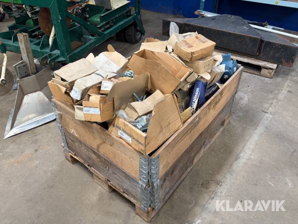 Lot med diverse bolte