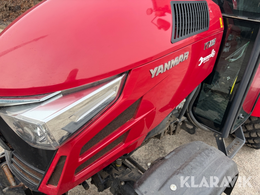 Traktor Yanmar YT235