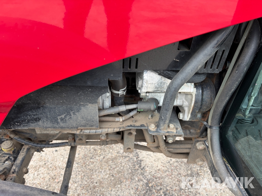 Traktor Yanmar YT235