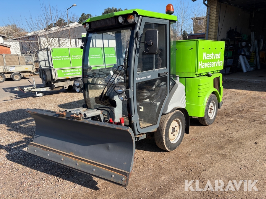 Redskabsbærer Hako Citymaster 1250