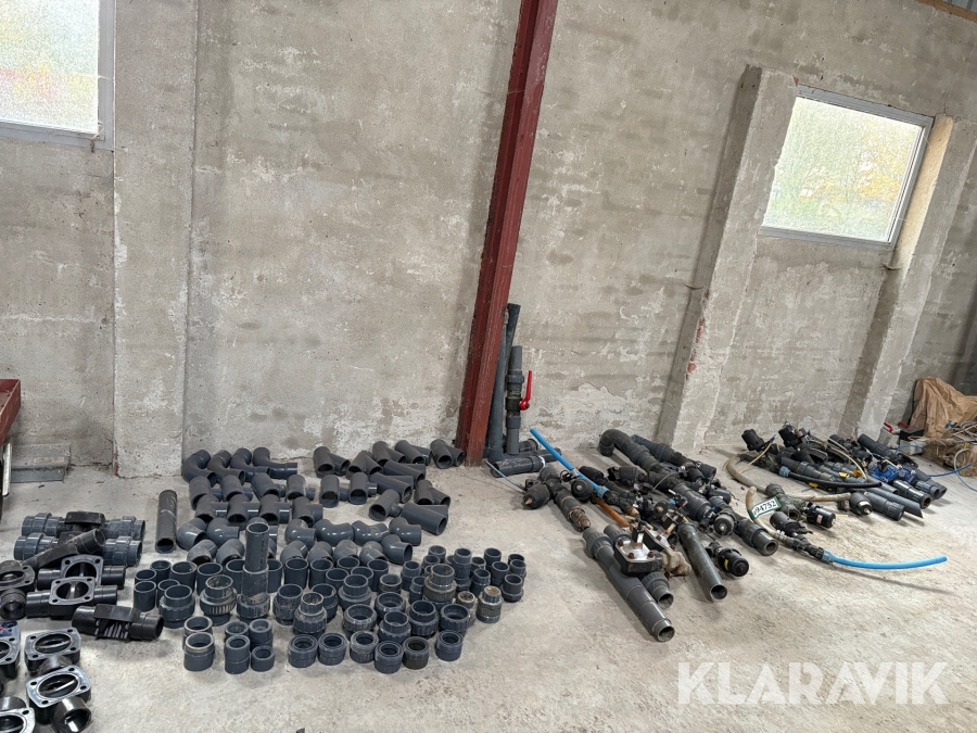 Diverse reservedele til fodringsanlæg Big Dutchmann