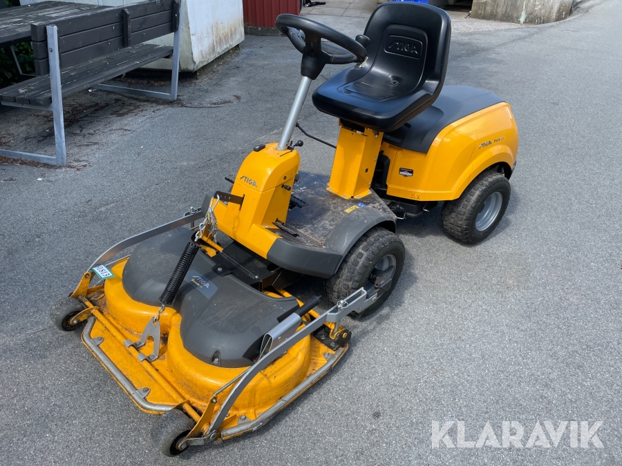 Plæneklipper Stiga Park 320