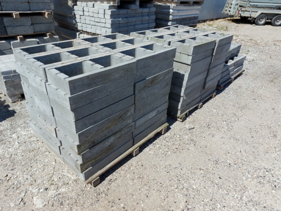 Sten til støttevæg