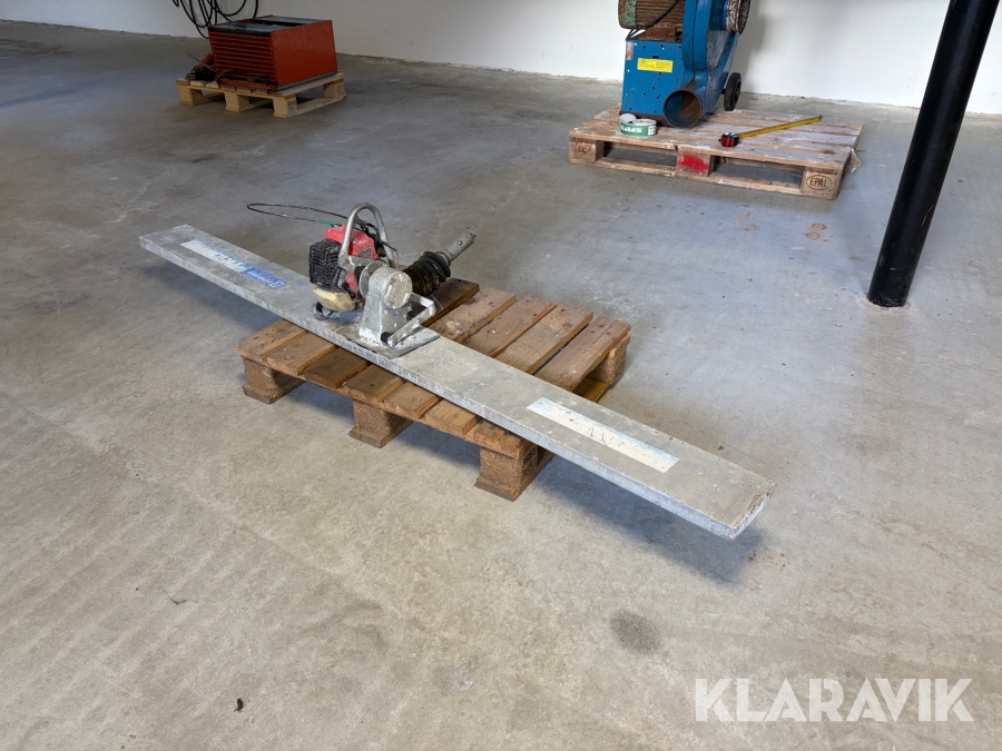 Betonafretter Tremix 200