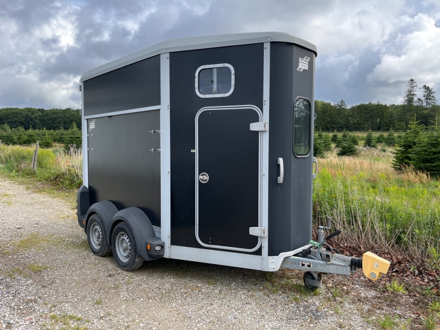 Trailer