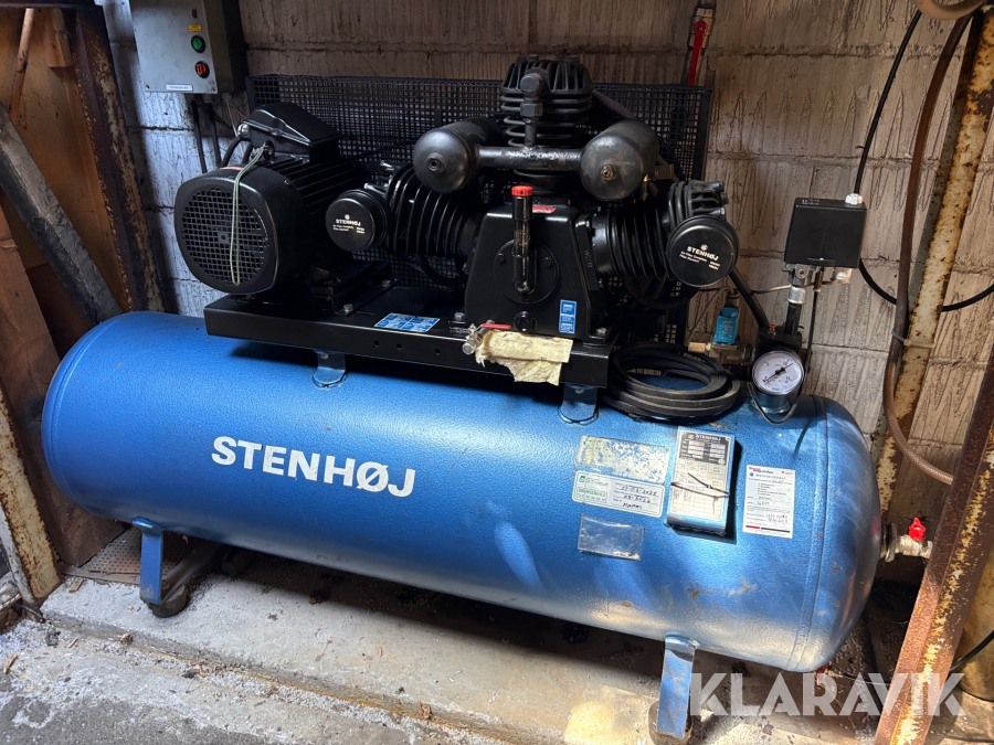 Kompressorer incl. lufttørre Stenhøj 325L