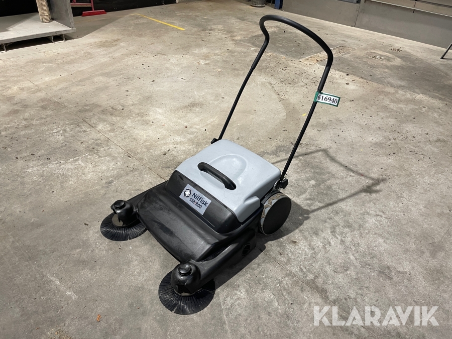 Fejemaskine Nilfisk Sweeper 800, Hedensted, Klaravik auktion