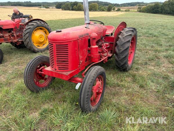 Veterantraktor David Brown P25
