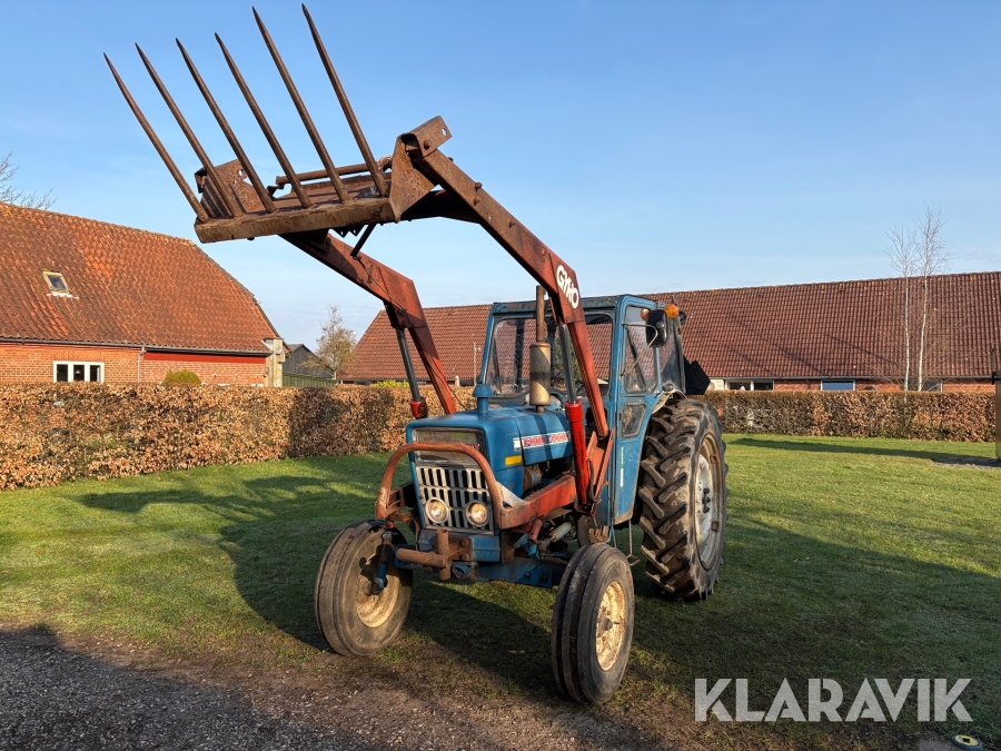 Traktor Ford 4000
