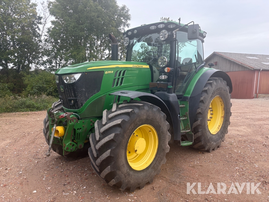 Traktor John Deere 6215R