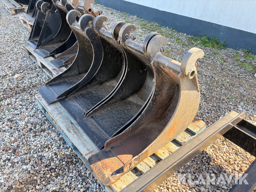 Lerskovle Skive Maskinfabrik 20 cm 1 styk og 30 cm 3 styk til minigraver