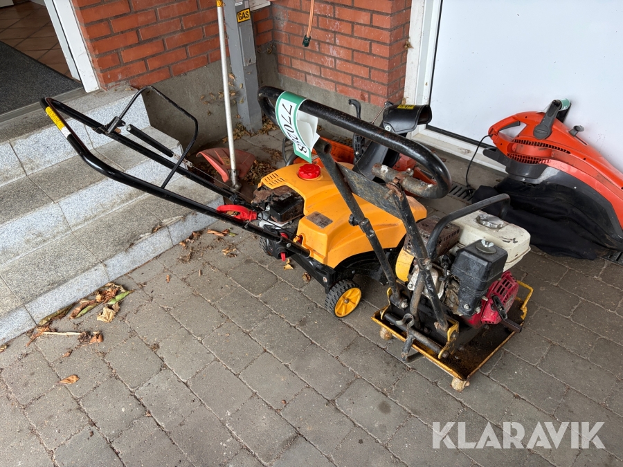 Pladevibrator og sneslynge 