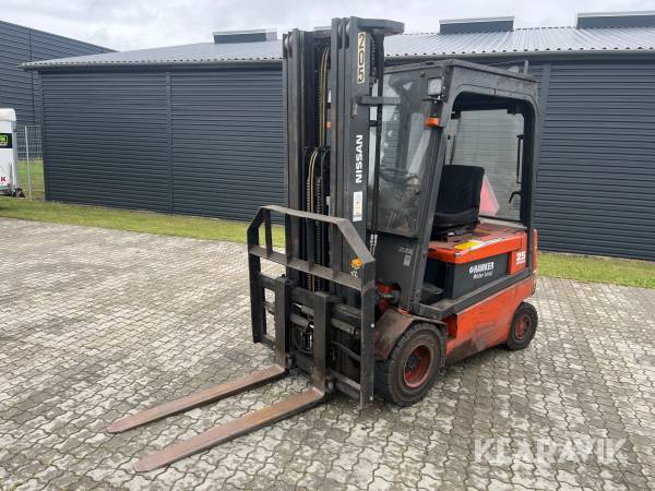 Truck Nissan 25/Q02L25C0