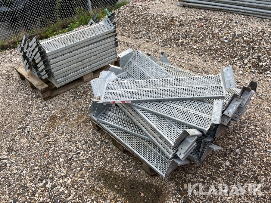 Ca 40 trappetrin Galvaniserede 90 cm for reglar