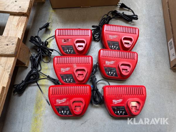 Batteri oplader til 12 volt Milwaukee 12 V 6 styks