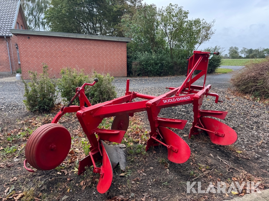 3 foret plov Skjold-Eminent T66