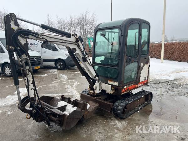 Minigraver Bobcat 323 JJ